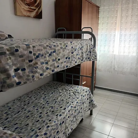 Cerca Playa,Del Tren Y Garaje Gratis Apartament *